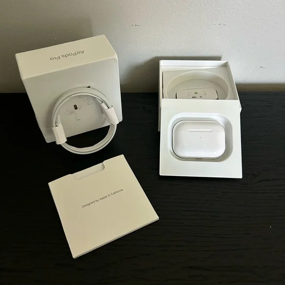 Apple AirPods Pro 2nd Generation with MagSafe Wireless Charging Case - White